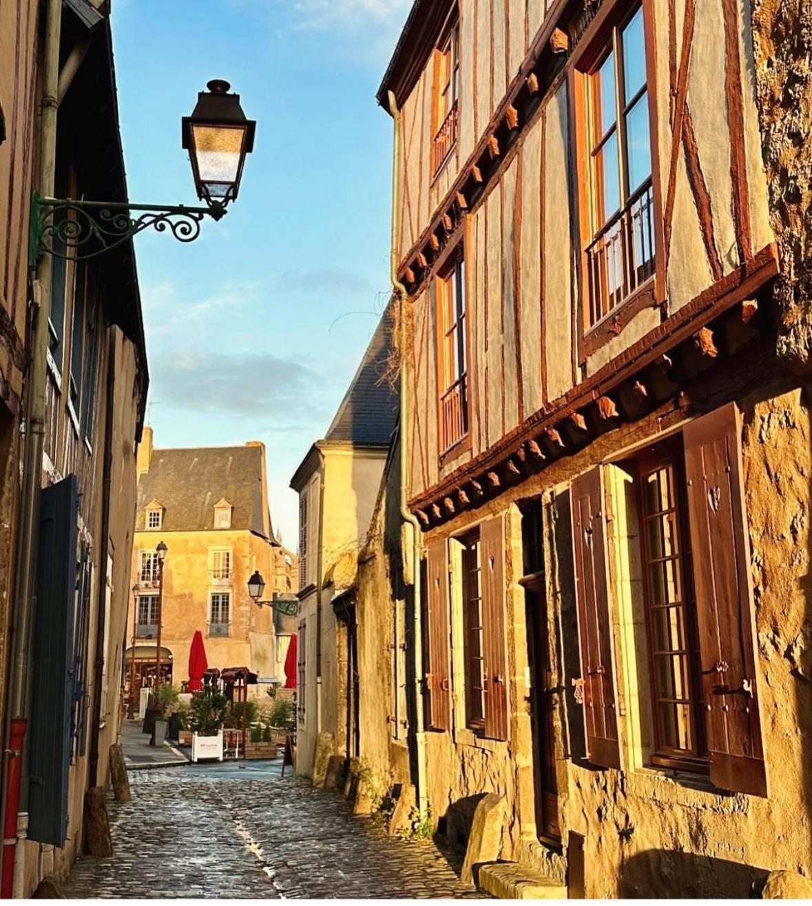 Logis Saint-Flaceau Le Mans Buitenkant foto